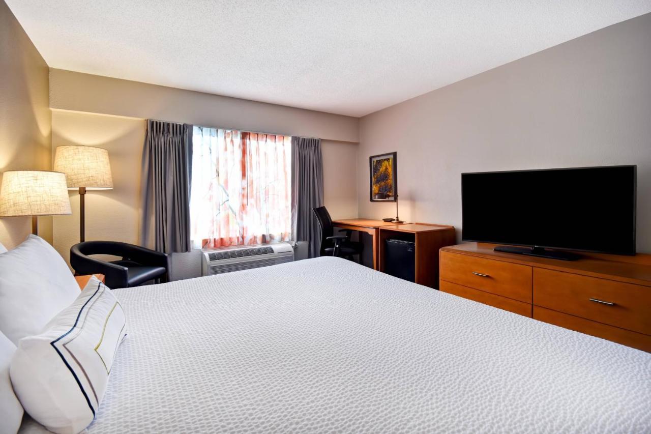 Fairfield Inn & Suites By Marriott Atlanta Kennesaw Exterior foto